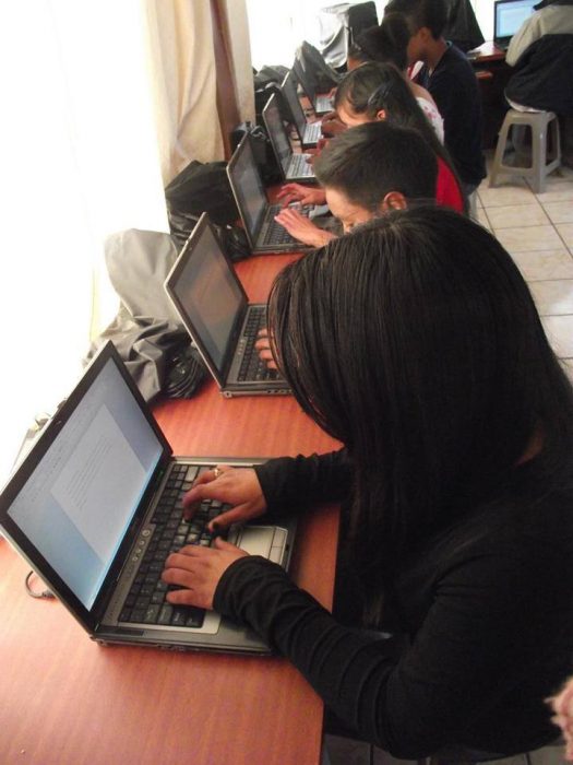 Donación de computadoras para proyecto La Pedrera, Quetzaltenango, Guatemala.