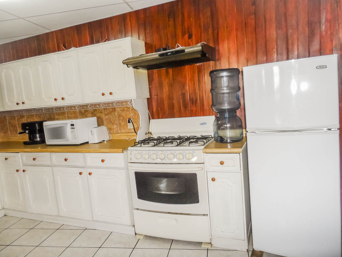 kitchen-rent-house-quetzaltenango