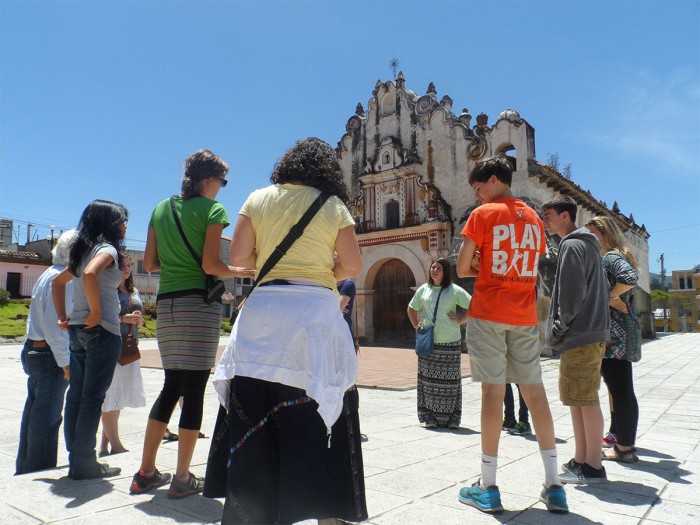 accelerated Spanish in Quetzaltenango guatemala Estudiantes de Casa Xelajú en la Iglesia Ermita de la Concepción, Salcajá, Quetzaltenango.